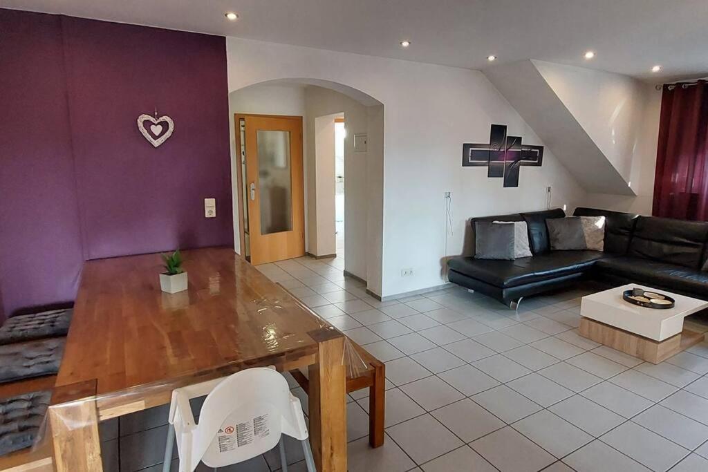 Grosse Tolle 4 Zimmer Ferienwohnung Im Herzen Des Odenwaldes Moerlenbach Экстерьер фото